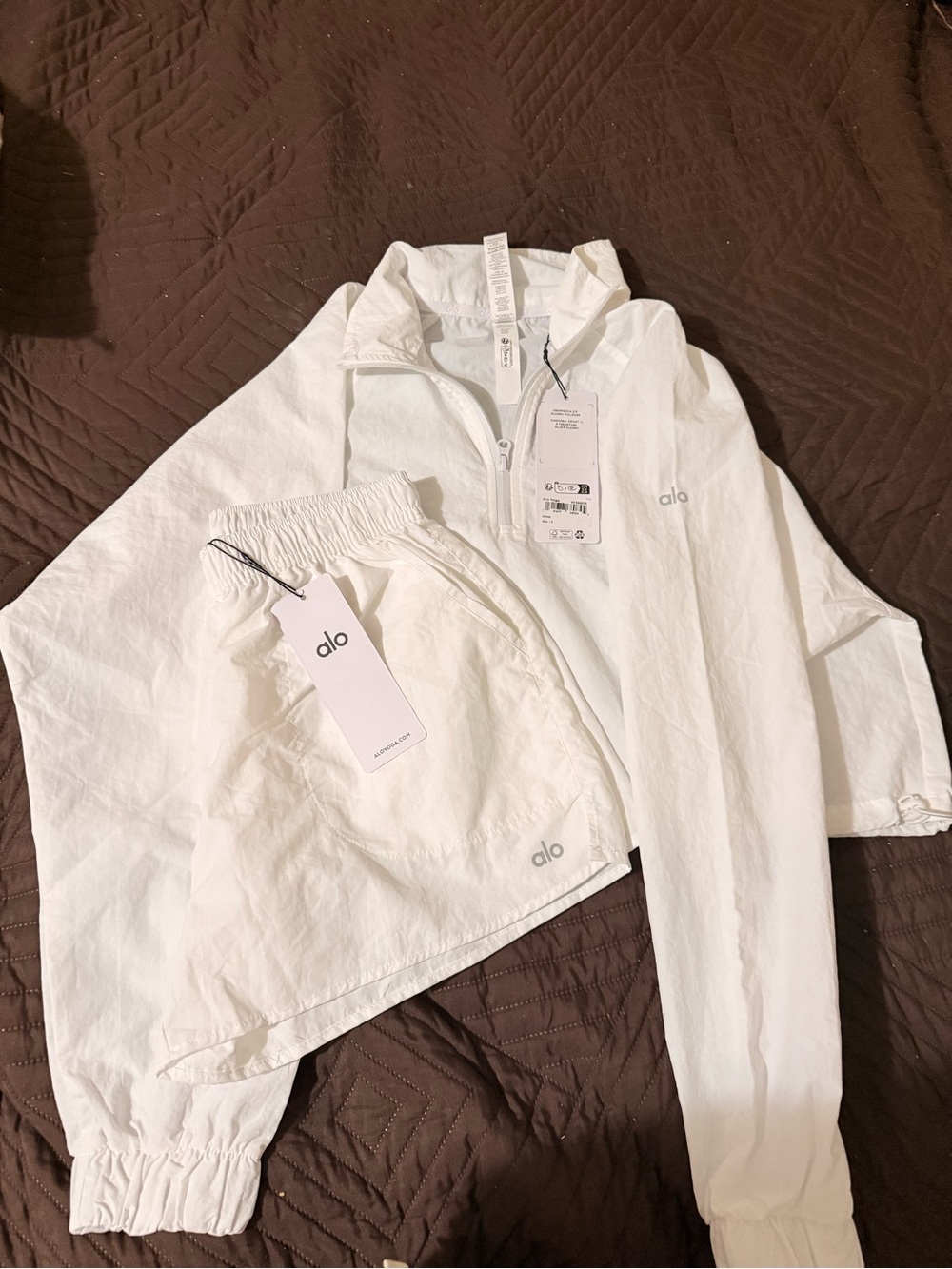 ALO Yoga set White Lightweight Bomber Jacket